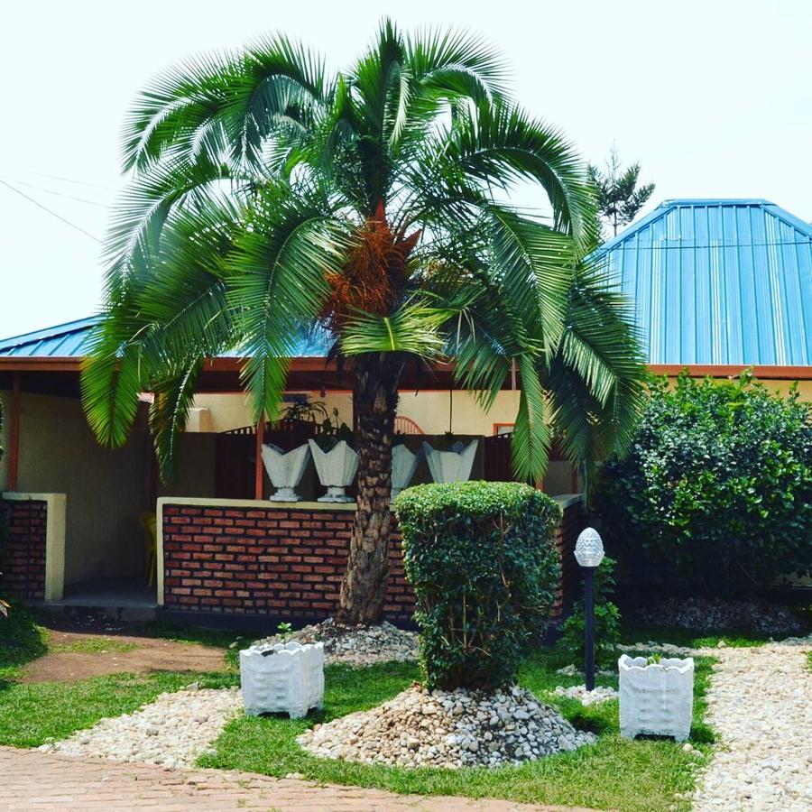 Happiness Star Motel Butare Esterno foto