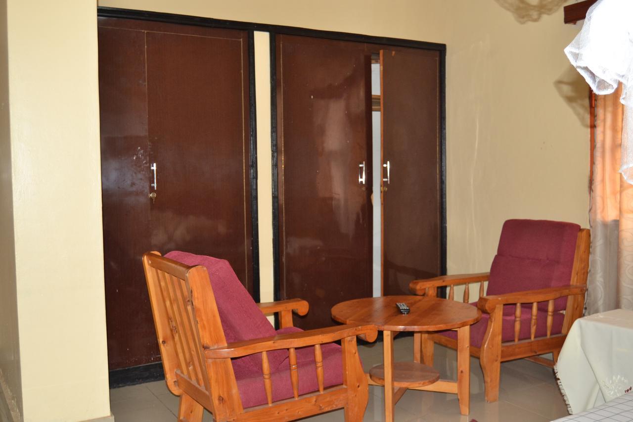 Happiness Star Motel Butare Esterno foto