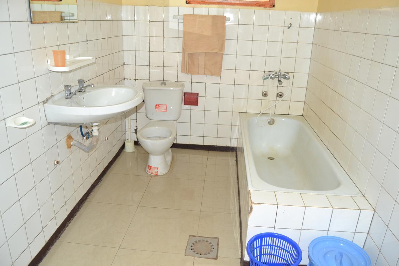 Happiness Star Motel Butare Esterno foto